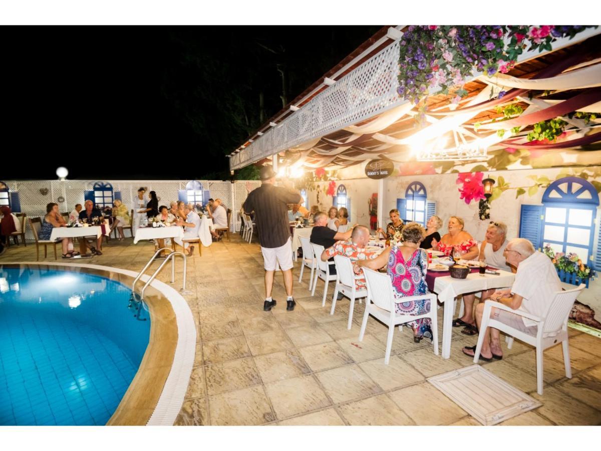 Sammy'S Hotel Girne Buitenkant foto
